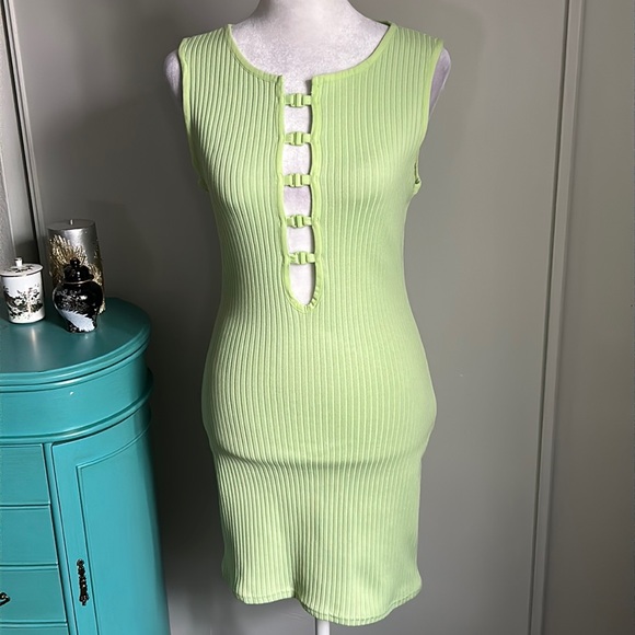 Forever 21 Dresses & Skirts - Forever 21 Sleeveless Ribbed Bodycon Mini Dress with caged Deep V-Neckline